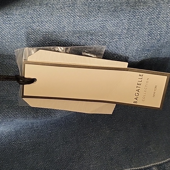 Bagatelle Denim Blue Button-Up Top Size L - Picture 5 of 12